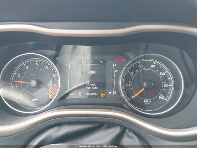 1C4PJMCS6FW787736 Jeep Cherokee Latitude