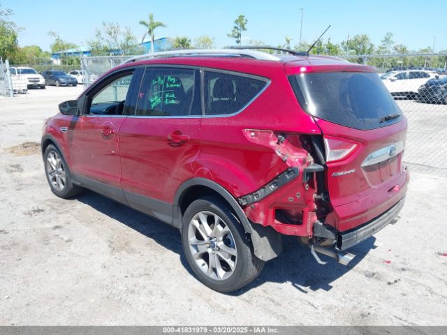 1FMCU0J98EUD14361 Ford Escape Titanium