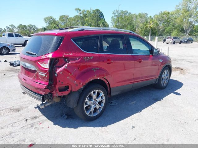 1FMCU0J98EUD14361 Ford Escape Titanium