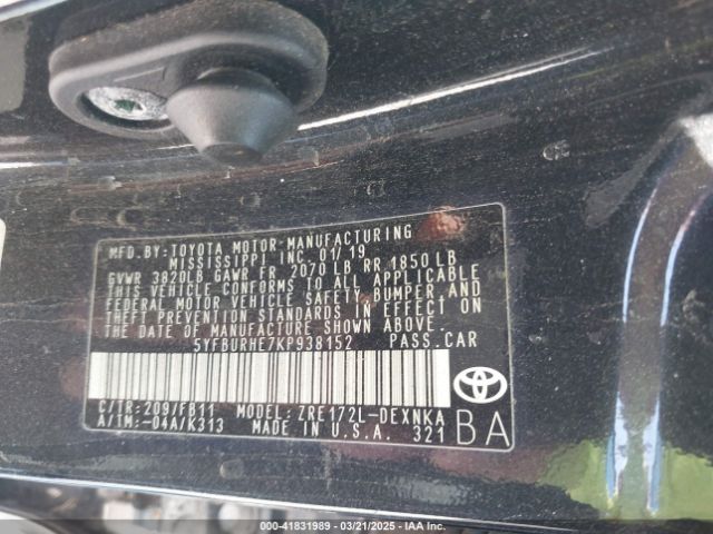 5YFBURHE7KP938152 Toyota COROLLA LE