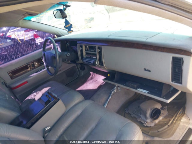 1996 CADILLAC FLEETWOOD 1G6DW52P2TR700192 Photo 4