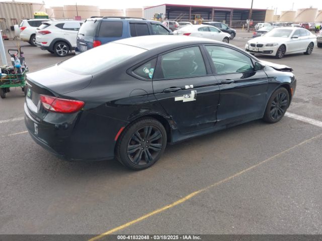 2017 CHRYSLER 200 1C3CCCFB2HN502784 Photo 3