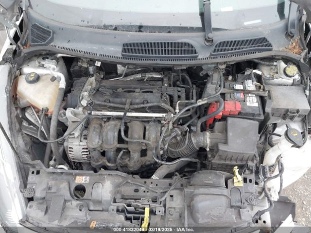 3FADP4EJ7FM205610 Ford FIESTA SE