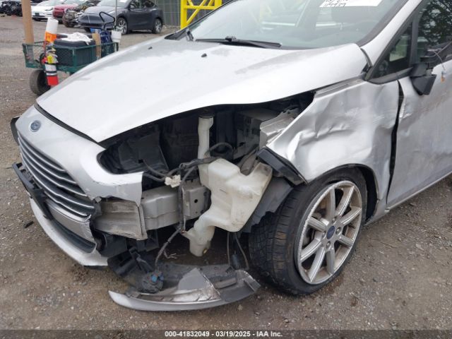 3FADP4EJ7FM205610 Ford FIESTA SE