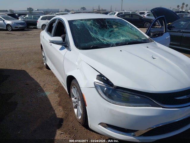 Chrysler 200 Limited 2015 1C3CCCABXFN630677 Image 6
