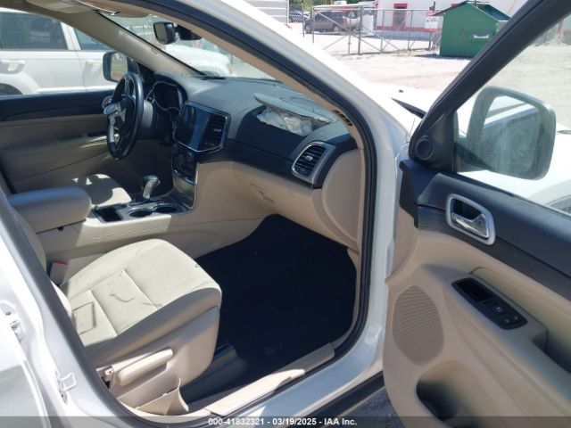 1C4RJFAG3NC138737 Jeep Grand Cherokee Wk Laredo E 4x4