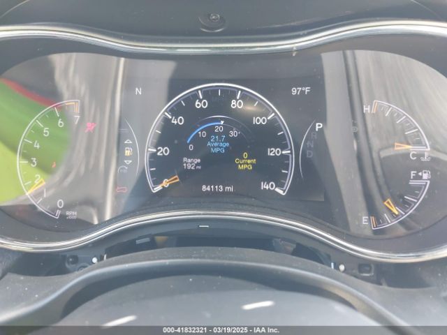 1C4RJFAG3NC138737 Jeep Grand Cherokee Wk Laredo E 4x4