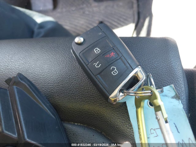 3VWC17AU0FM505415 Volkswagen Golf Sportwagen Tsi Sel 4-door