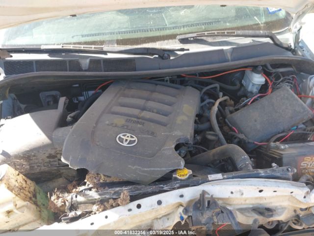 5TFRM5F16GX104082 Toyota Tundra Sr 4.6l V8