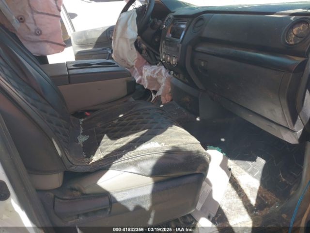 5TFRM5F16GX104082 Toyota Tundra Sr 4.6l V8