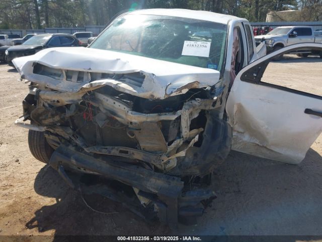 5TFRM5F16GX104082 Toyota Tundra Sr 4.6l V8