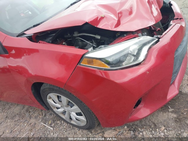 2T1BURHE9GC527505 Toyota COROLLA LE
