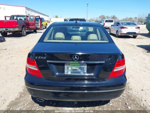 WDDGF4HB3ER305107 Mercedes-Benz C 250 Luxury/sport