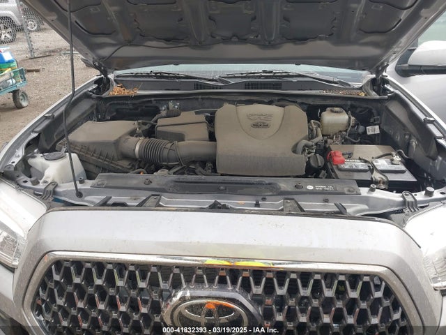 3TMCZ5AN7KM246599 Toyota Tacoma Trd Off Road