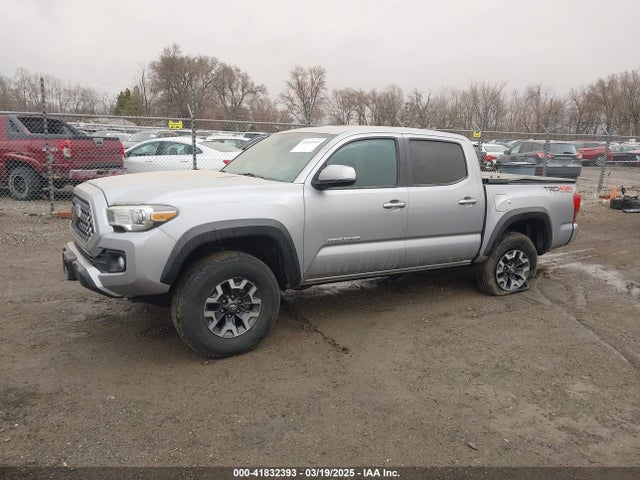 3TMCZ5AN7KM246599 Toyota Tacoma Trd Off Road