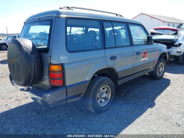 1993 MITSUBISHI MONTERO JA4MR41H4PJ007602 Photo 3