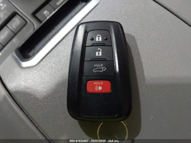 5TDBZRBH3LS038023 Toyota Highlander Le
