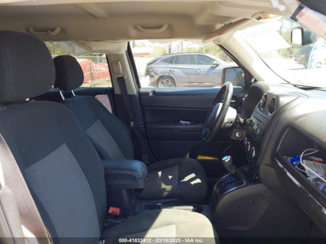 1C4NJPFBXED737646 Jeep Patriot Latitude