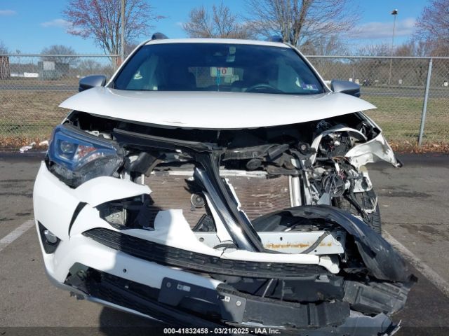 2T3JFREV7HW668686 Toyota RAV4 SE