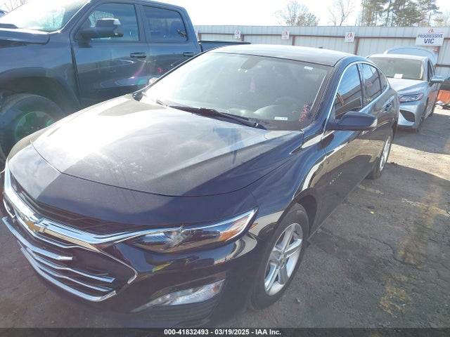 1G1ZD5ST6NF151647 Chevrolet Malibu Fwd Lt