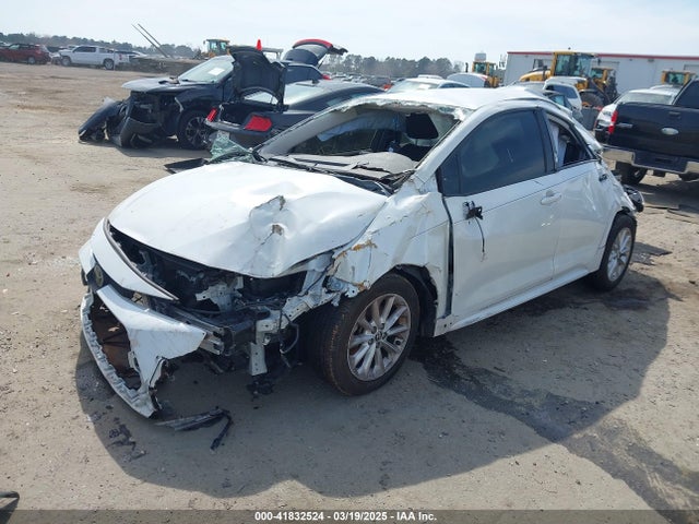 JTDVPMAE9N3015203 Toyota COROLLA LE