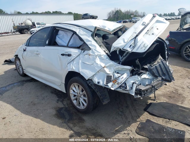 JTDVPMAE9N3015203 Toyota COROLLA LE