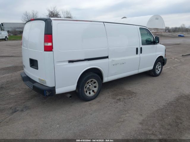 1GCSGAFX1E1118221 Chevrolet Express 1500 Work Van