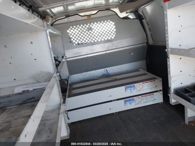 1GCSGAFX1E1118221 Chevrolet Express 1500 Work Van