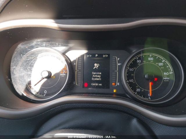 1C4PJLCB7GW307005 Jeep Cherokee Latitude