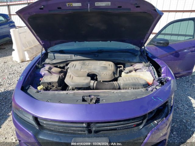 2C3CDXHG2GH147085 Dodge Charger Sxt