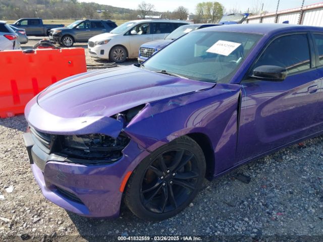 2C3CDXHG2GH147085 Dodge Charger Sxt