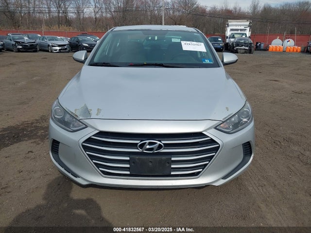 5NPD84LF1JH255925 Hyundai ELANTRA SEL
