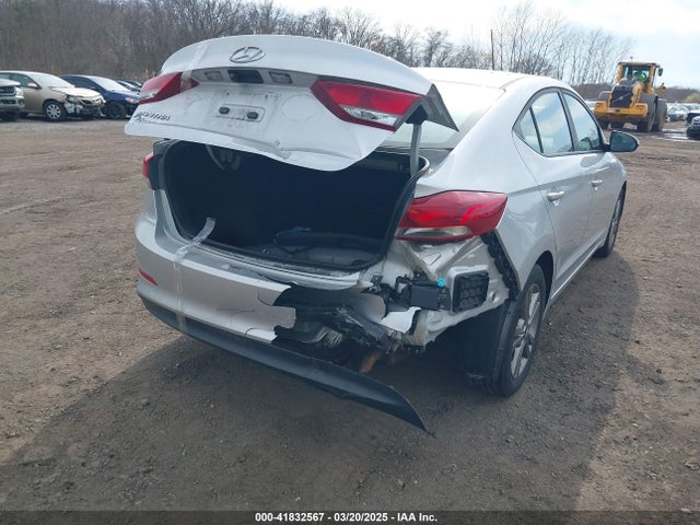 5NPD84LF1JH255925 Hyundai ELANTRA SEL