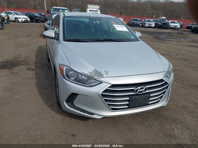 5NPD84LF1JH255925 Hyundai ELANTRA SEL