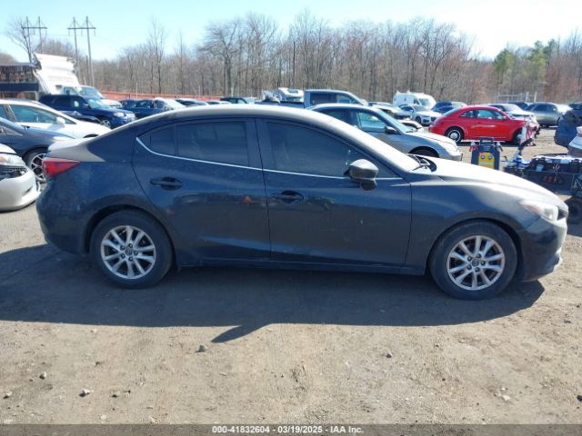 3MZBM1W73FM131594 Mazda Mazda3 I Grand Touring