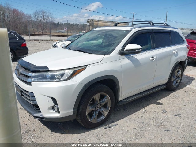 5TDDZRFH3JS901578 Toyota Highlander Limited Platinum