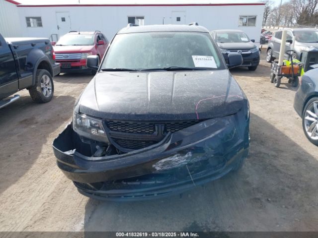3C4PDCAB4JT237065 Dodge JOURNEY SE
