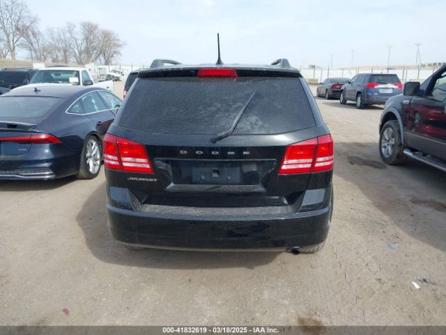 3C4PDCAB4JT237065 Dodge JOURNEY SE