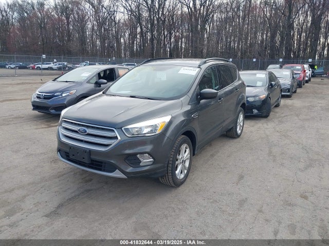 1FMCU9GD6JUA17650 Ford ESCAPE SE