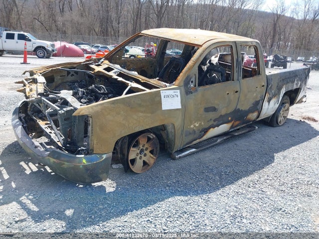 1GCVKRECXJZ361563 Chevrolet Silverado 1500 1lt