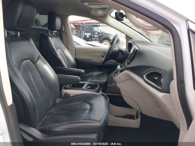 2022 CHRYSLER PACIFICA 2C4RC1BG4NR188100 Photo 4