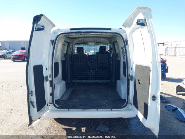 3N6CM0KN0JK705236 Nissan NV200 SV