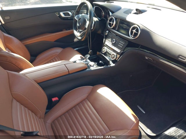 WDDJK6GA8KF056192 Mercedes-Benz m276