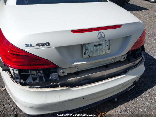 WDDJK6GA8KF056192 Mercedes-Benz m276