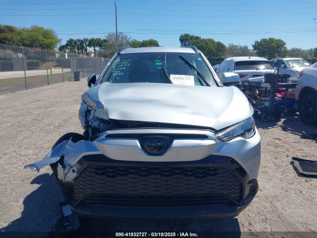 7MUFBABG4RV046483 Toyota Corolla Cross Hybrid Se