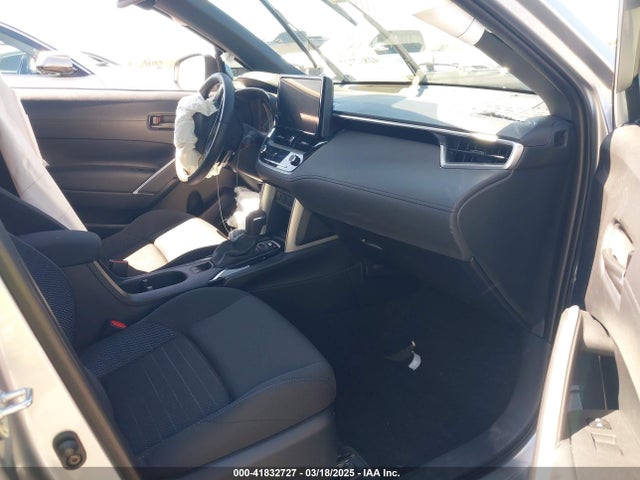 7MUFBABG4RV046483 Toyota Corolla Cross Hybrid Se