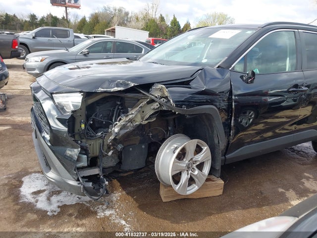 2T3P1RFV5KW043623 Toyota Rav4 Xle