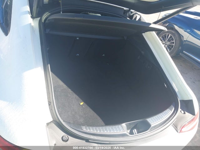 W1K7X5KB1PA058392 Mercedes-Benz m256