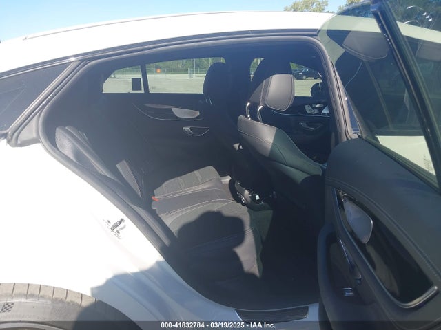 W1K7X5KB1PA058392 Mercedes-Benz m256