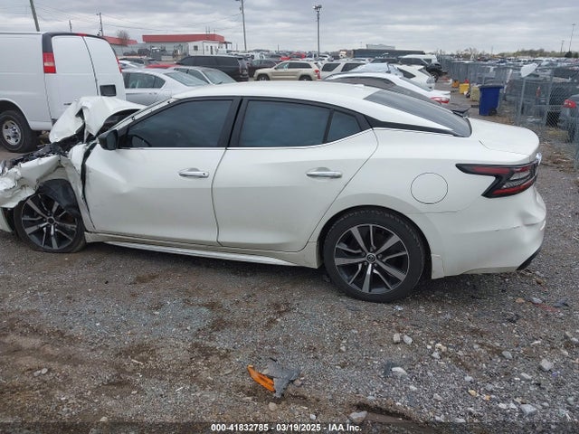 1N4AA6AV6KC370178 Nissan Maxima 3.5 S